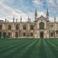 A Comprehensive Guide to Writing Personal Statements for UK University Admissions